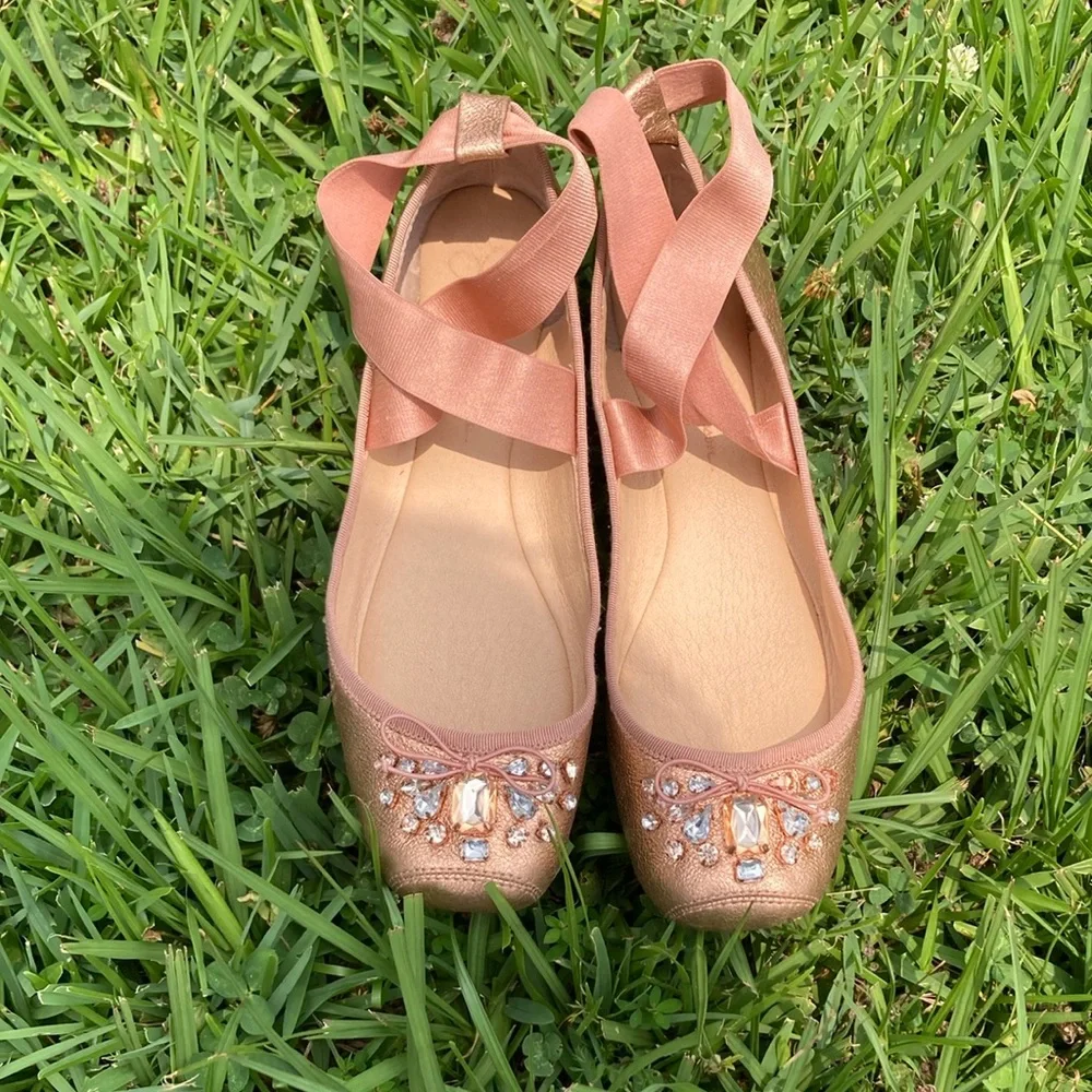 Beautiful Jessica Simpson ballerina ankle strap flats with faux stones. - Picture 11 of 14